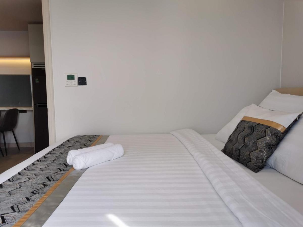Gold Coast Luxury Apartment Nha Trang Esterno foto