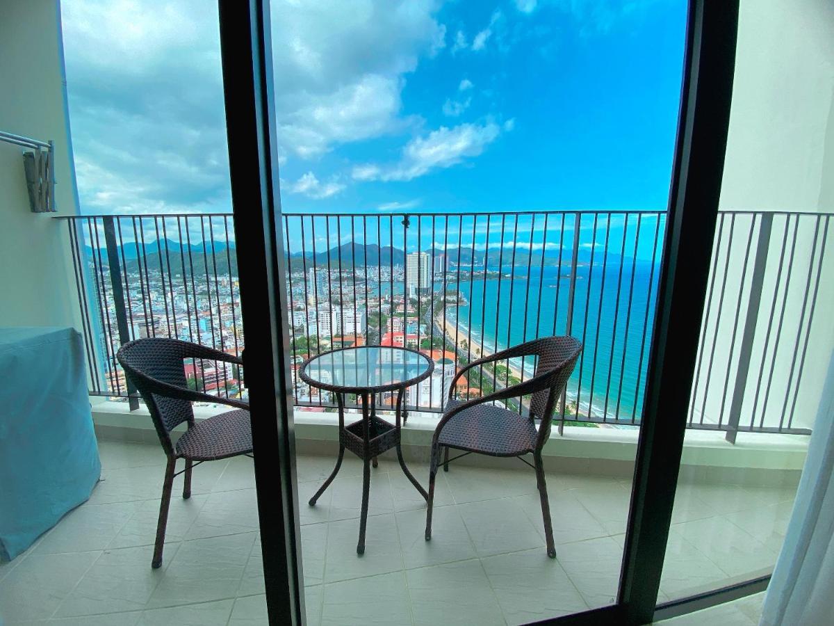 Gold Coast Luxury Apartment Nha Trang Esterno foto