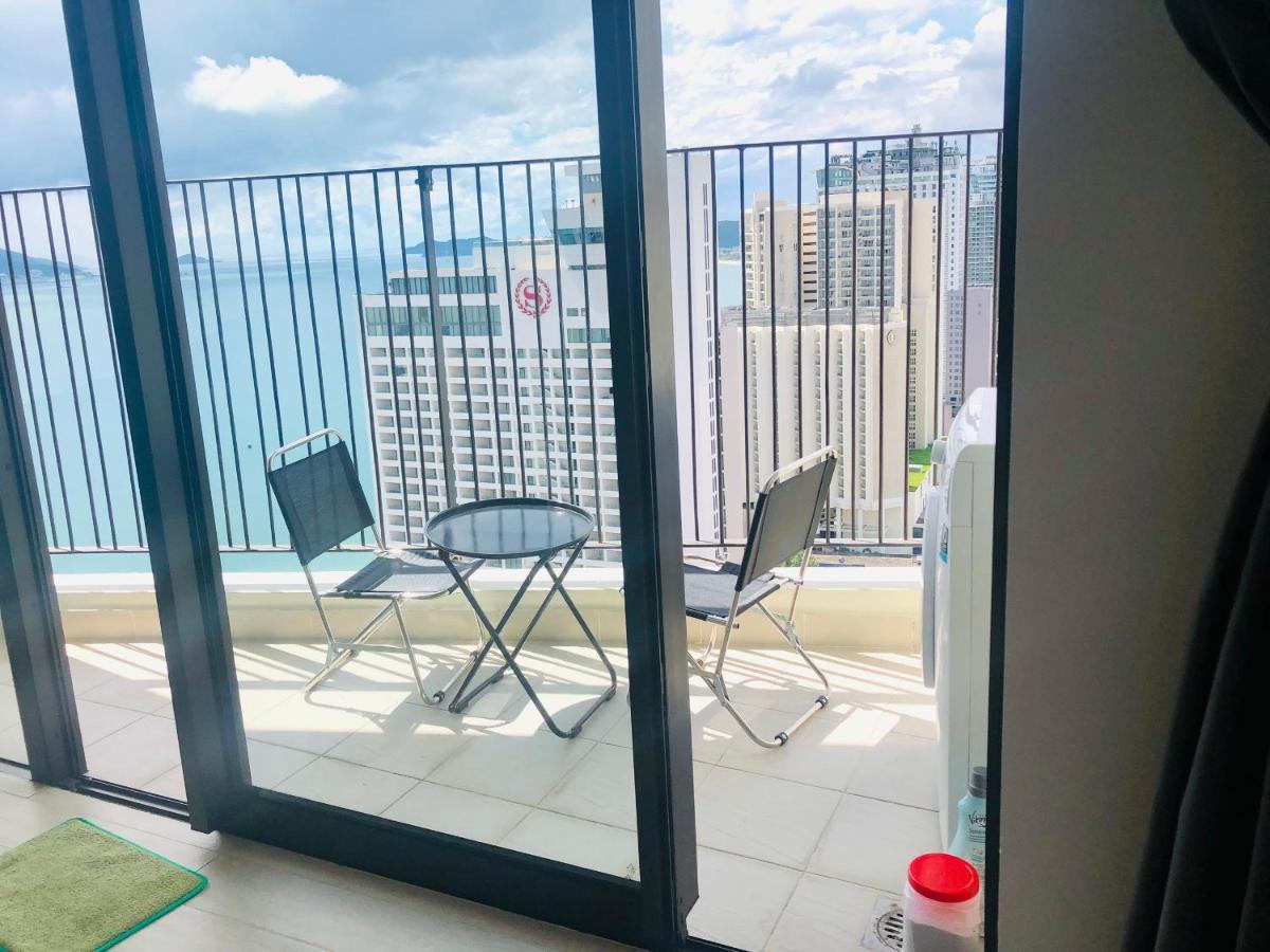 Gold Coast Luxury Apartment Nha Trang Esterno foto