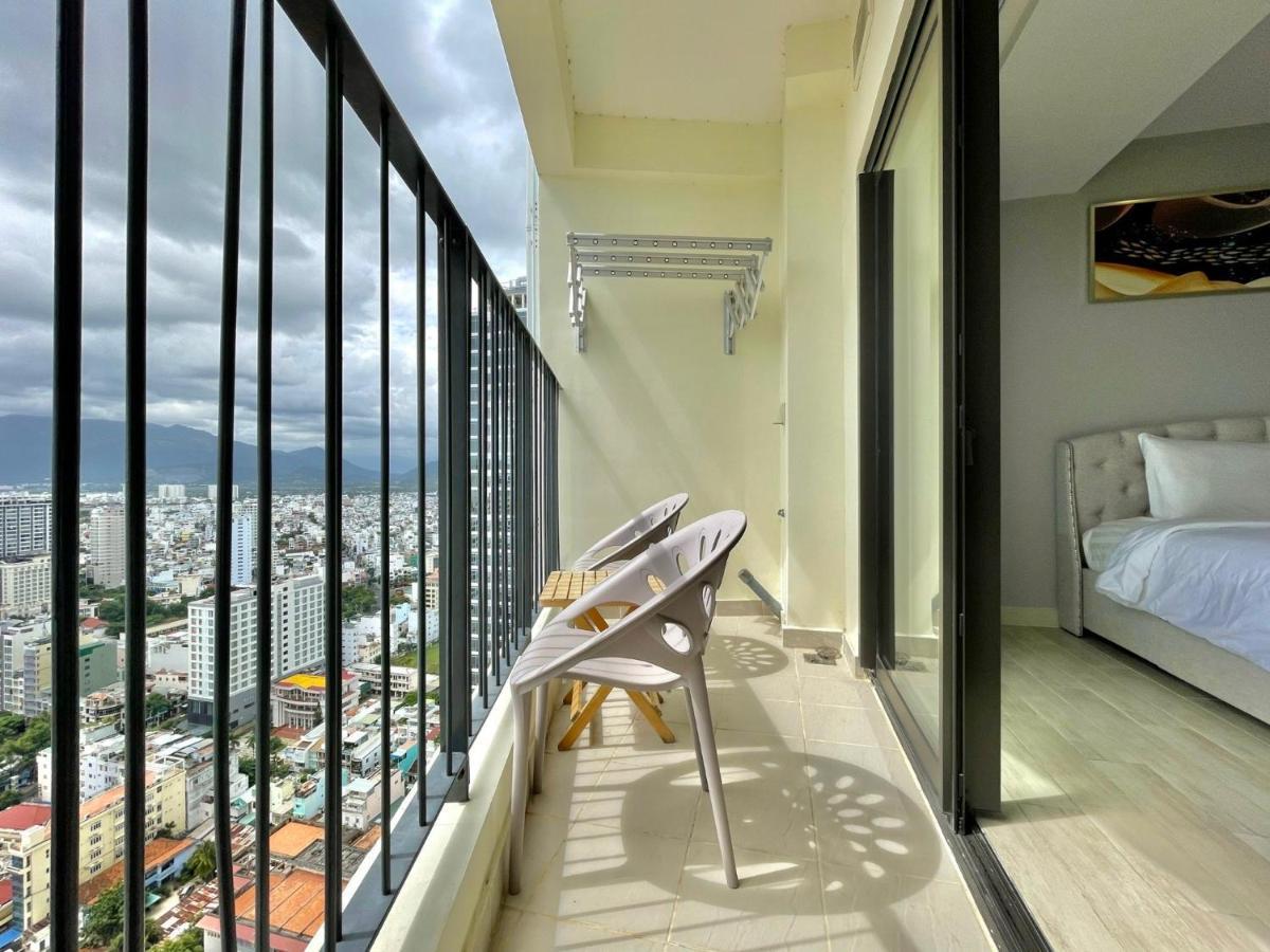 Gold Coast Luxury Apartment Nha Trang Esterno foto