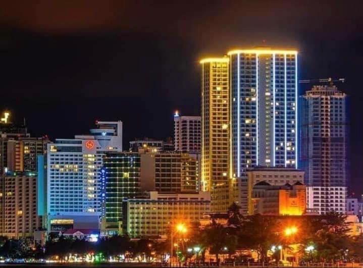 Gold Coast Luxury Apartment Nha Trang Esterno foto