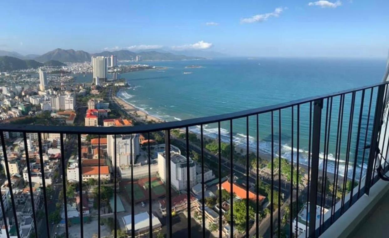 Gold Coast Luxury Apartment Nha Trang Esterno foto